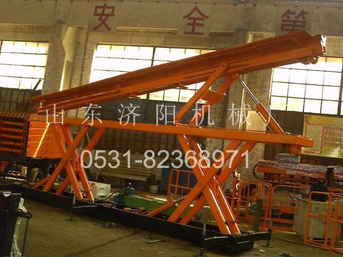 油田用特殊升降機(jī)